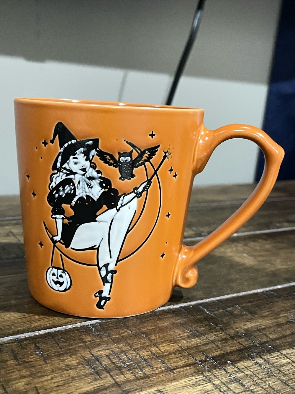 ✨👻Orange Ceramic Halloween Witch Mug with Owl Accent✨👻